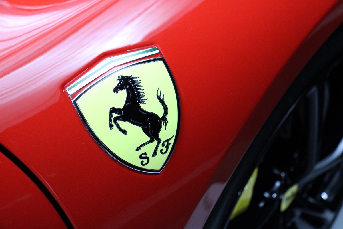 Used 2025 Ferrari 296 GTS image 65