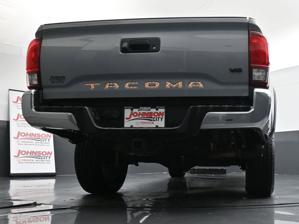 Used 2019 Toyota Tacoma TRD Off-Road image 39