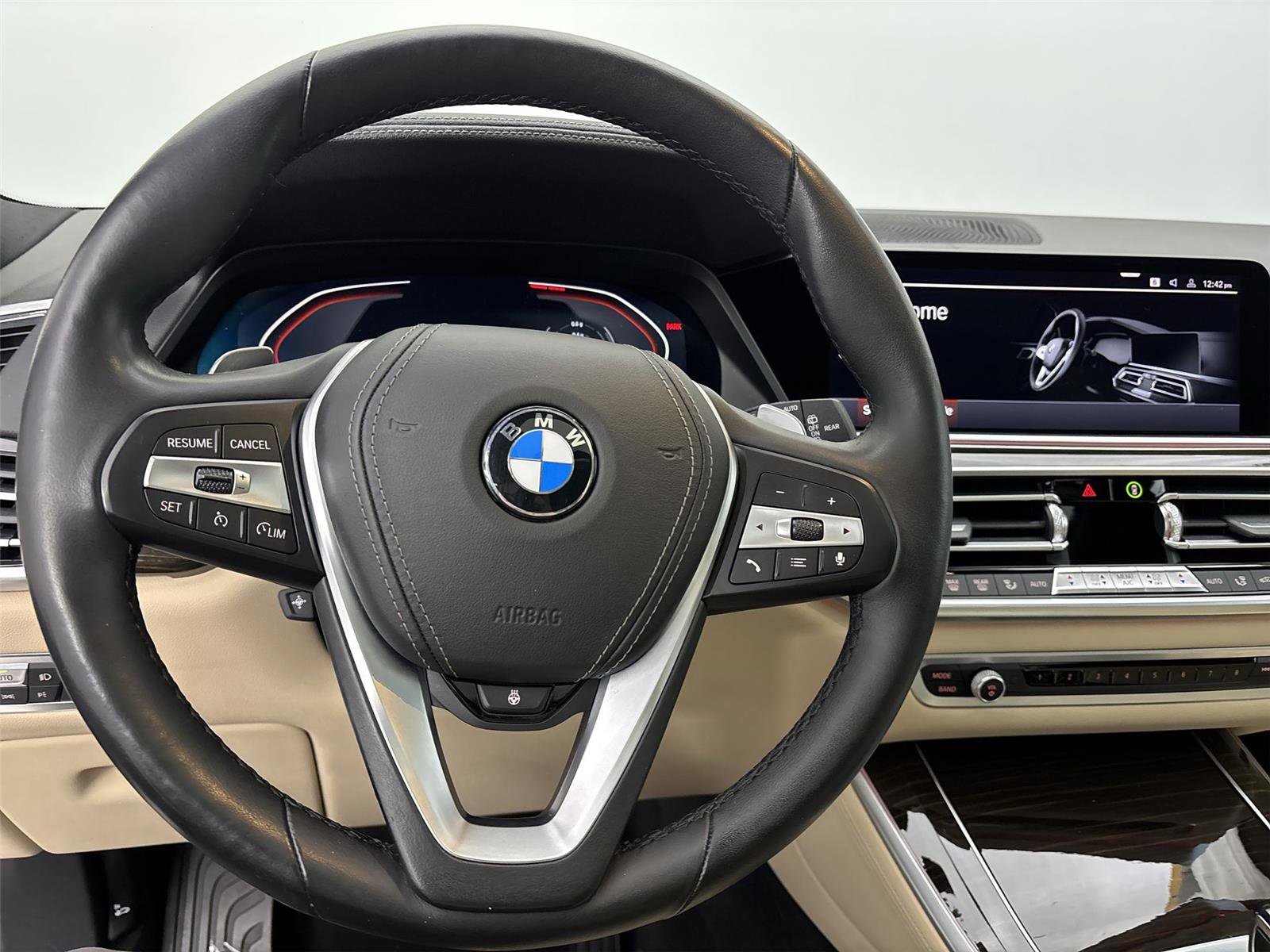 Used 2019 BMW X5 xDrive40i w/ Convenience Package AWD/4WD image 22