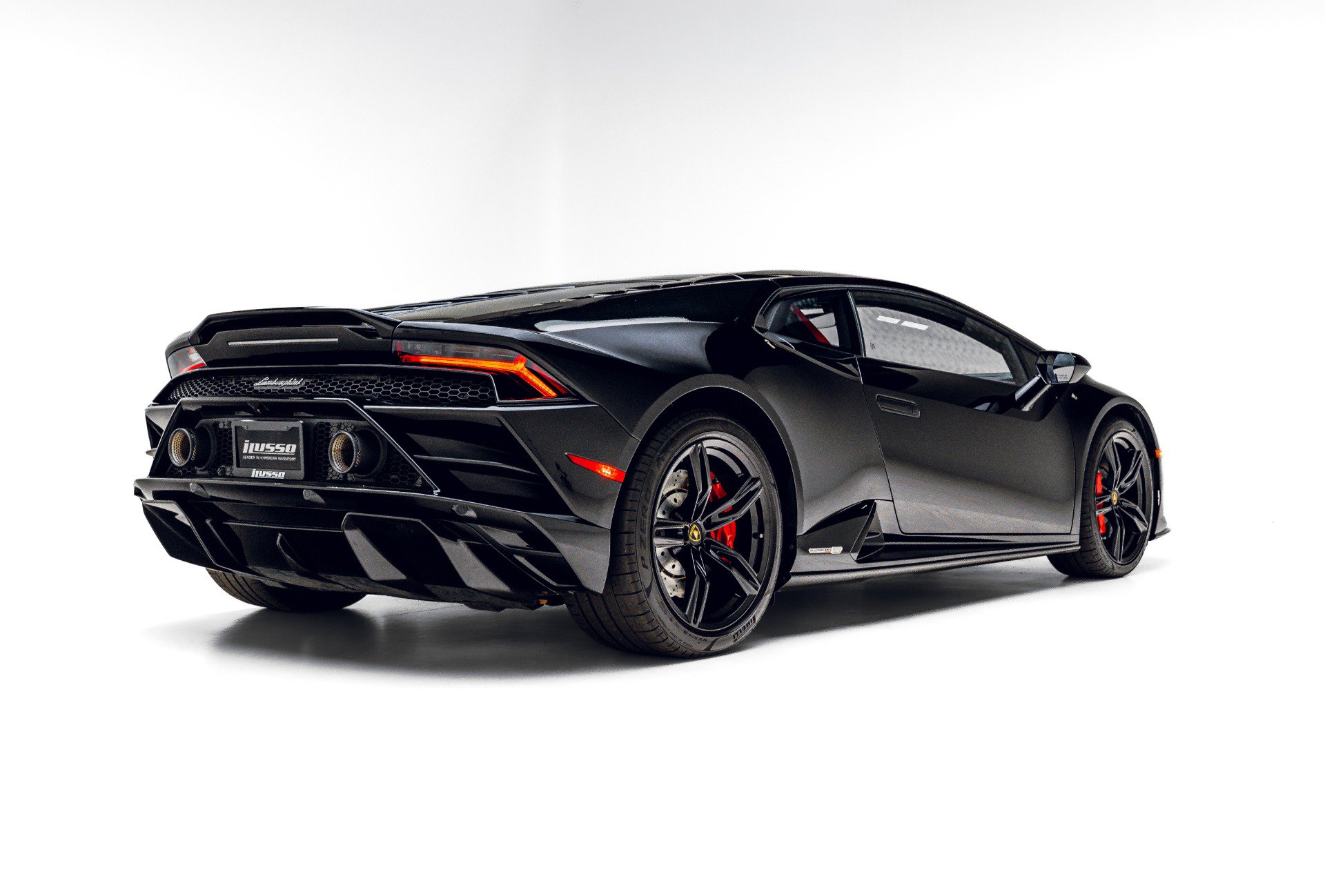 Used 2021 Lamborghini Huracan EVO RWD image 5