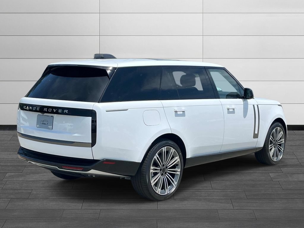 New 2026 Land Rover Range Rover Long Wheelbase SE AWD/4WD image 5