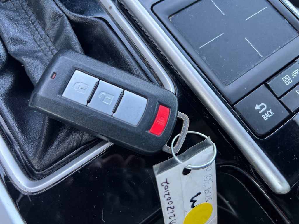 Used 2020 Mitsubishi Eclipse Cross SEL image 28