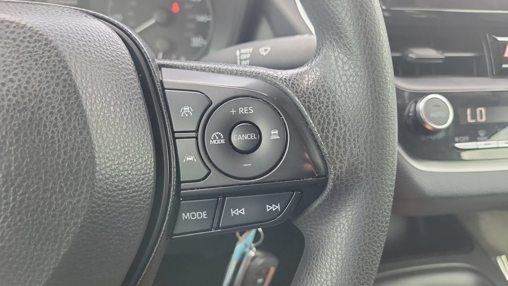 Used 2023 Toyota Corolla LE FWD image 20