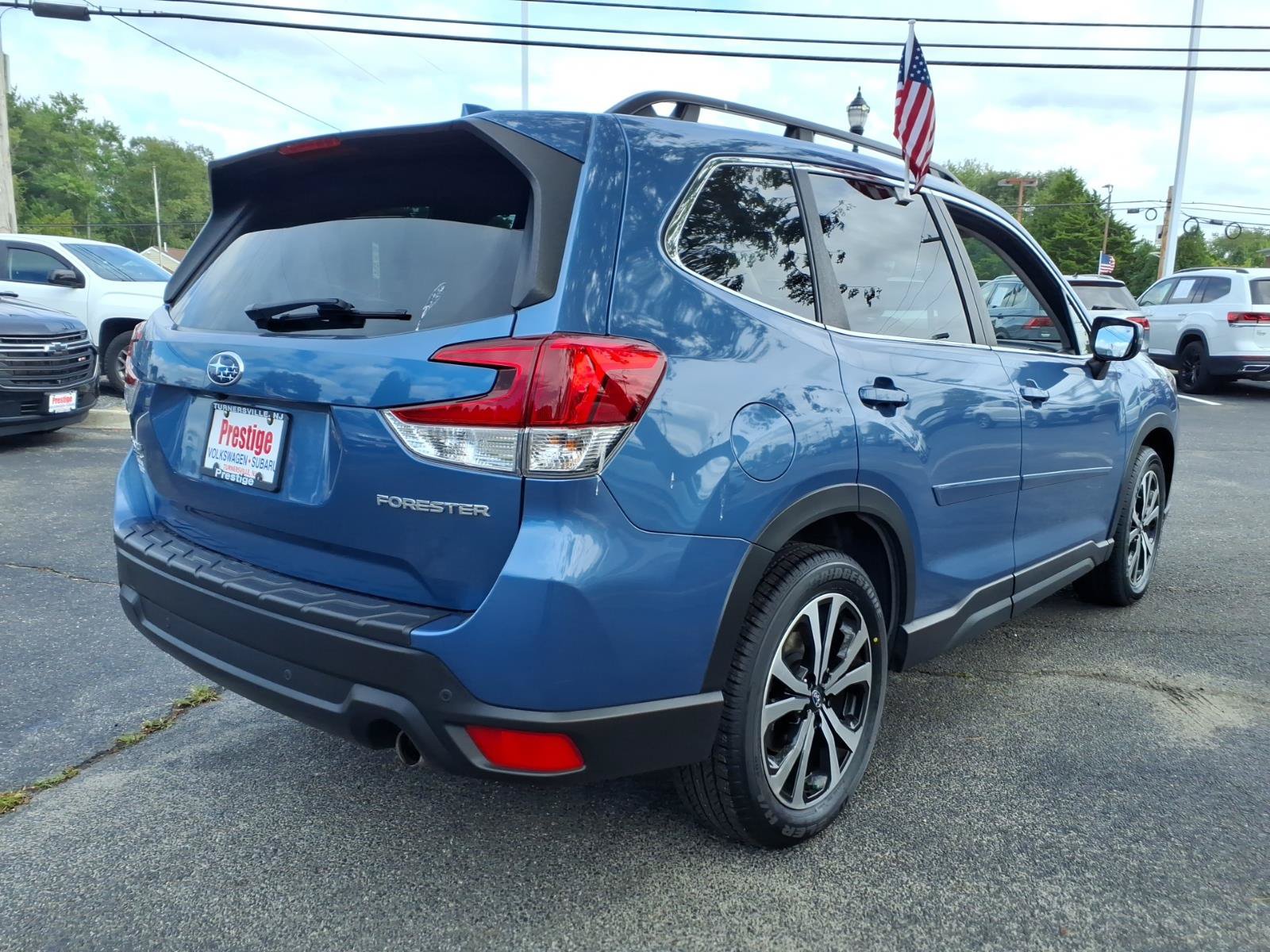 Certified 2023 Subaru Forester Limited AWD/4WD image 2
