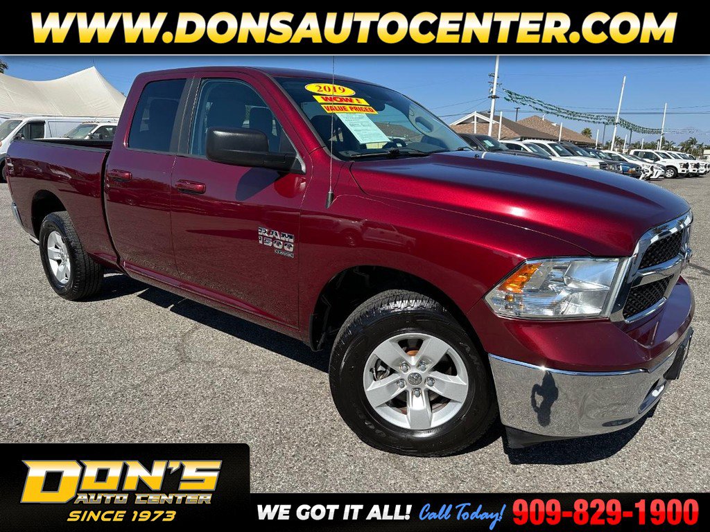 Used 2019 RAM 1500 Classic SLT image 1