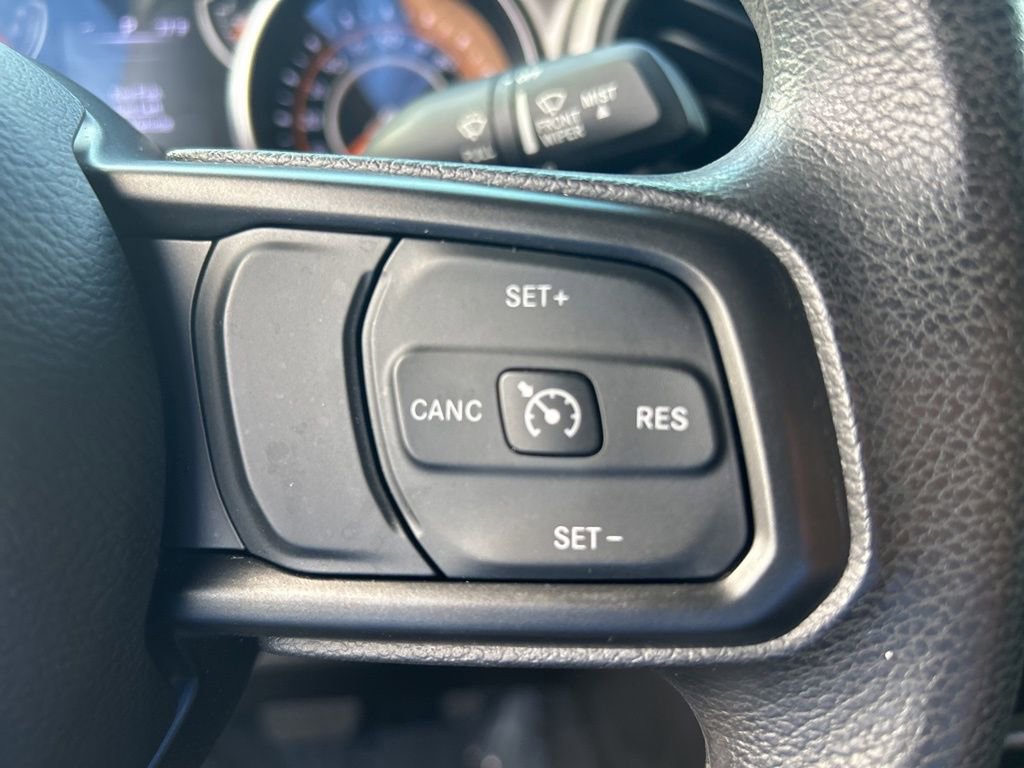 Used 2022 Jeep Wrangler Unlimited Sport image 39