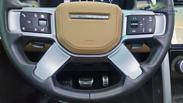 Used 2024 Land Rover Discovery Metropolitan Edition AWD/4WD image 56