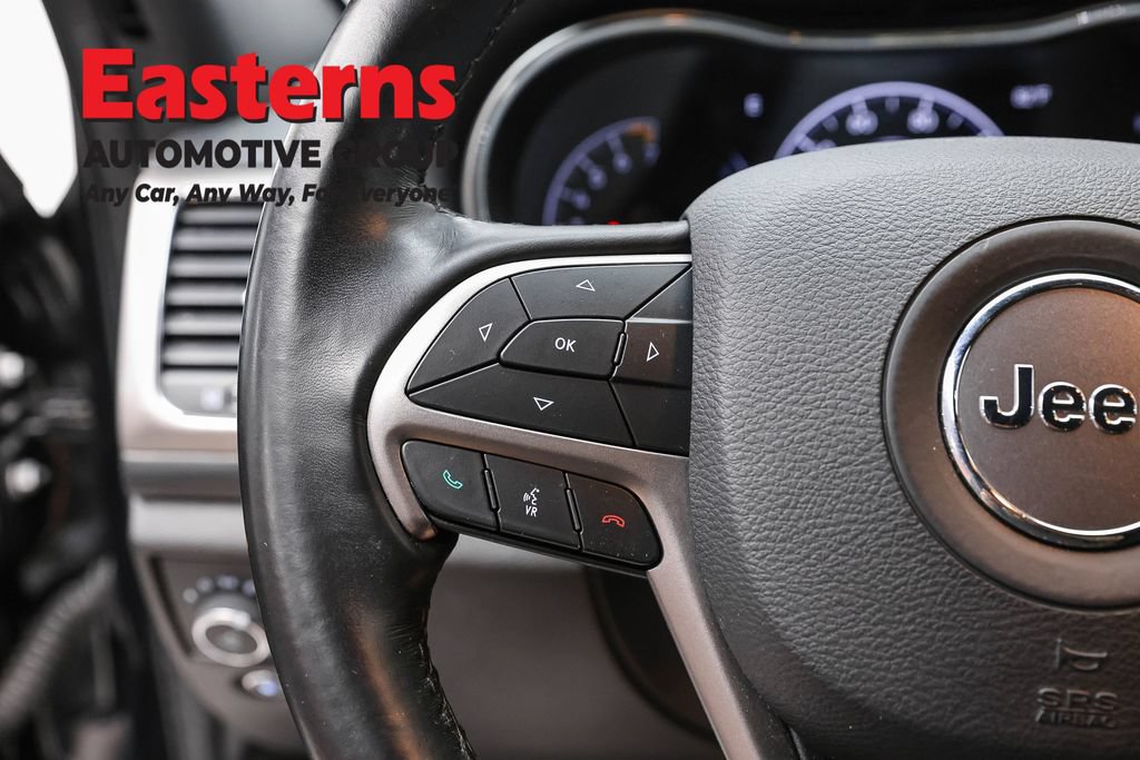 Used 2021 Jeep Grand Cherokee Laredo AWD/4WD image 15