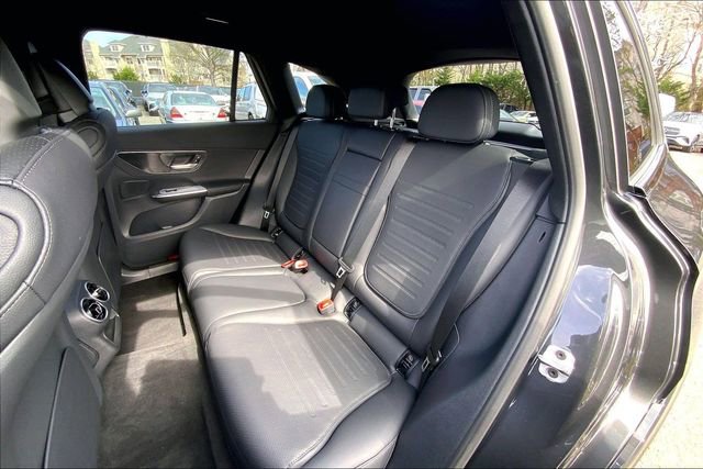 Used 2026 Mercedes-Benz GLC 300 4MATIC image 16