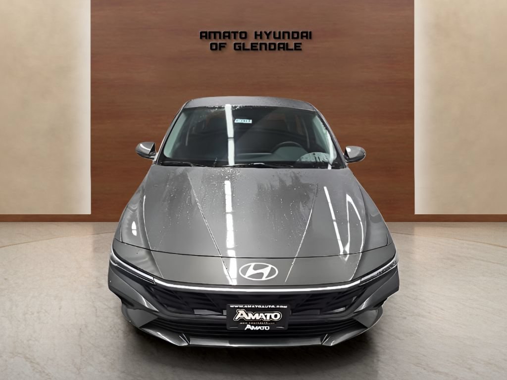 New 2026 Hyundai Elantra SE FWD image 9