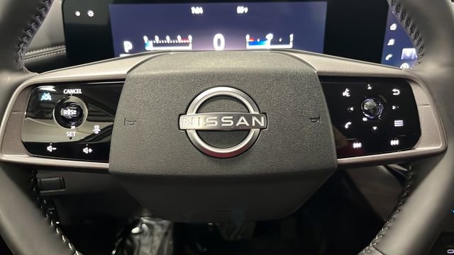 Used 2025 Nissan Murano SV AWD/4WD image 15