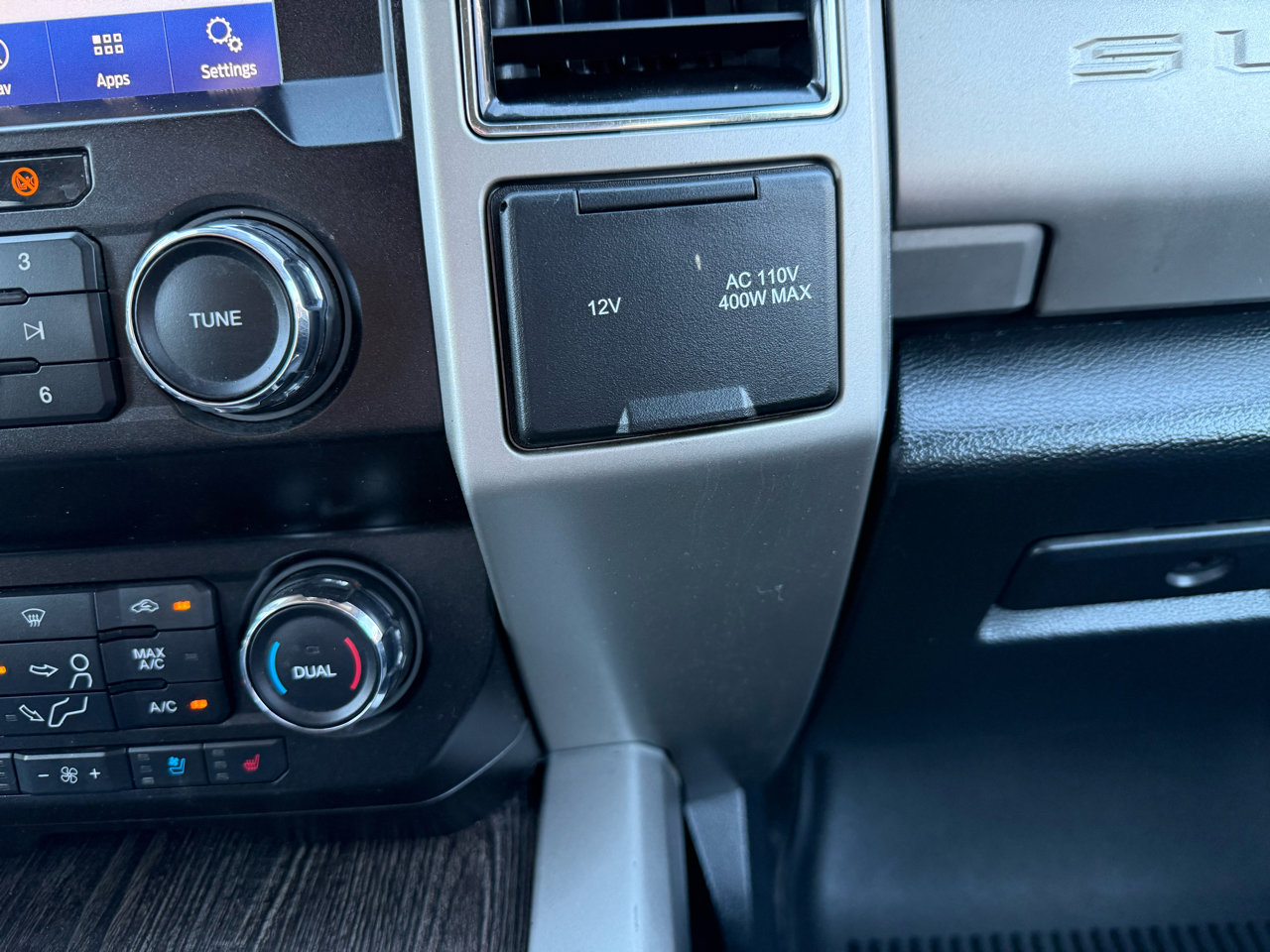 Used 2021 Ford F250 Lariat w/ Lariat Value Package image 34