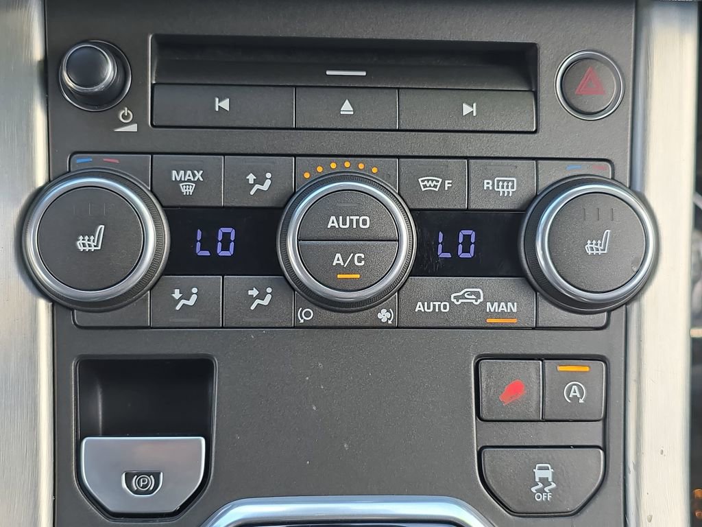 Used 2016 Land Rover Range Rover Evoque SE Premium image 27