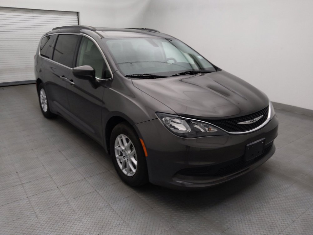 Used 2021 Chrysler Voyager Lxi FWD image 13
