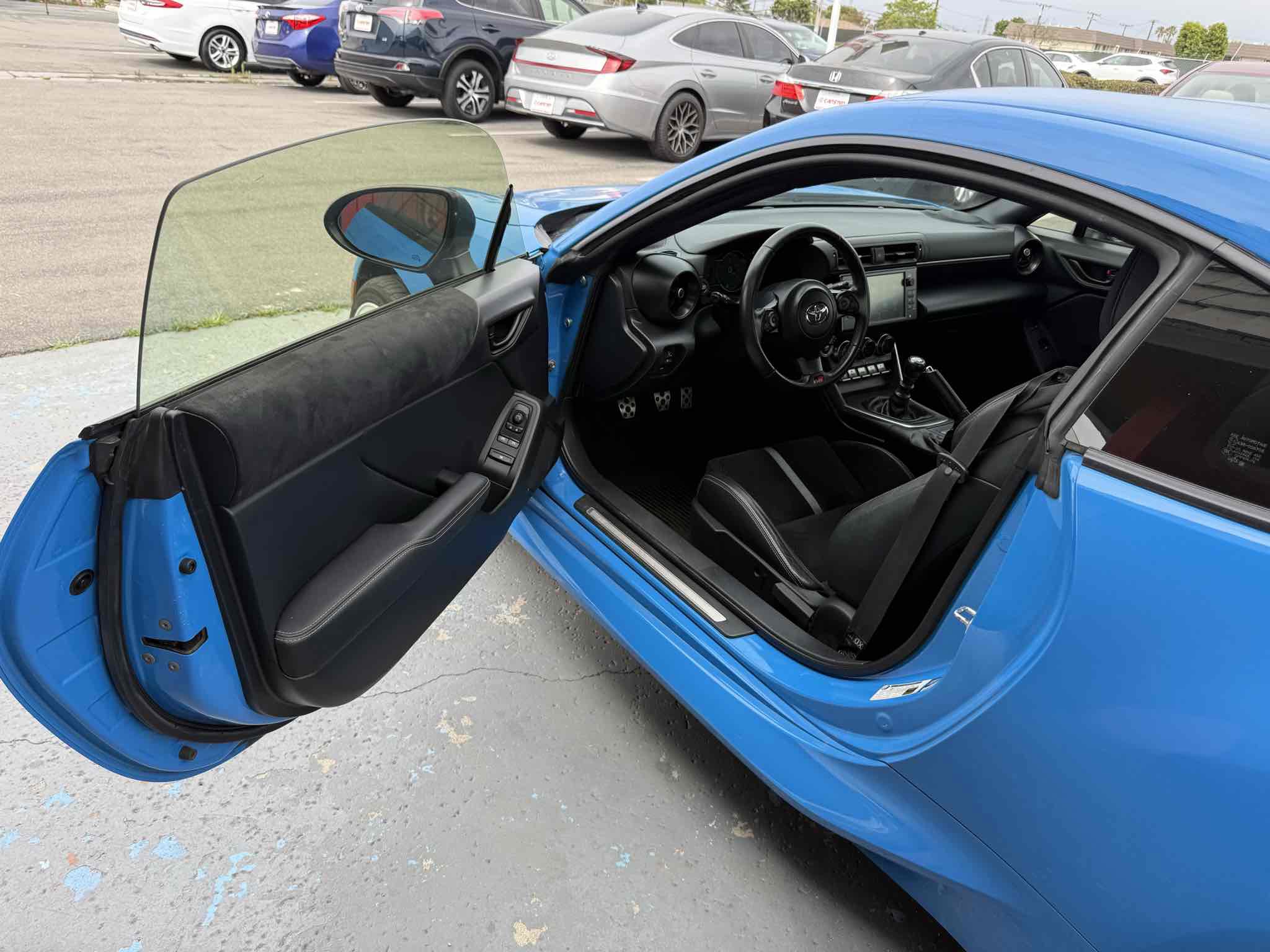 Used 2022 Toyota GR86 Premium RWD image 42