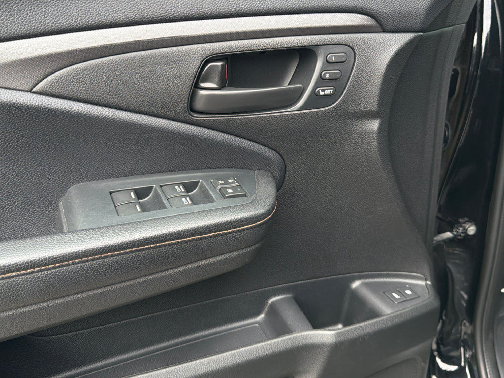 Used 2023 Honda Passport TrailSport image 19