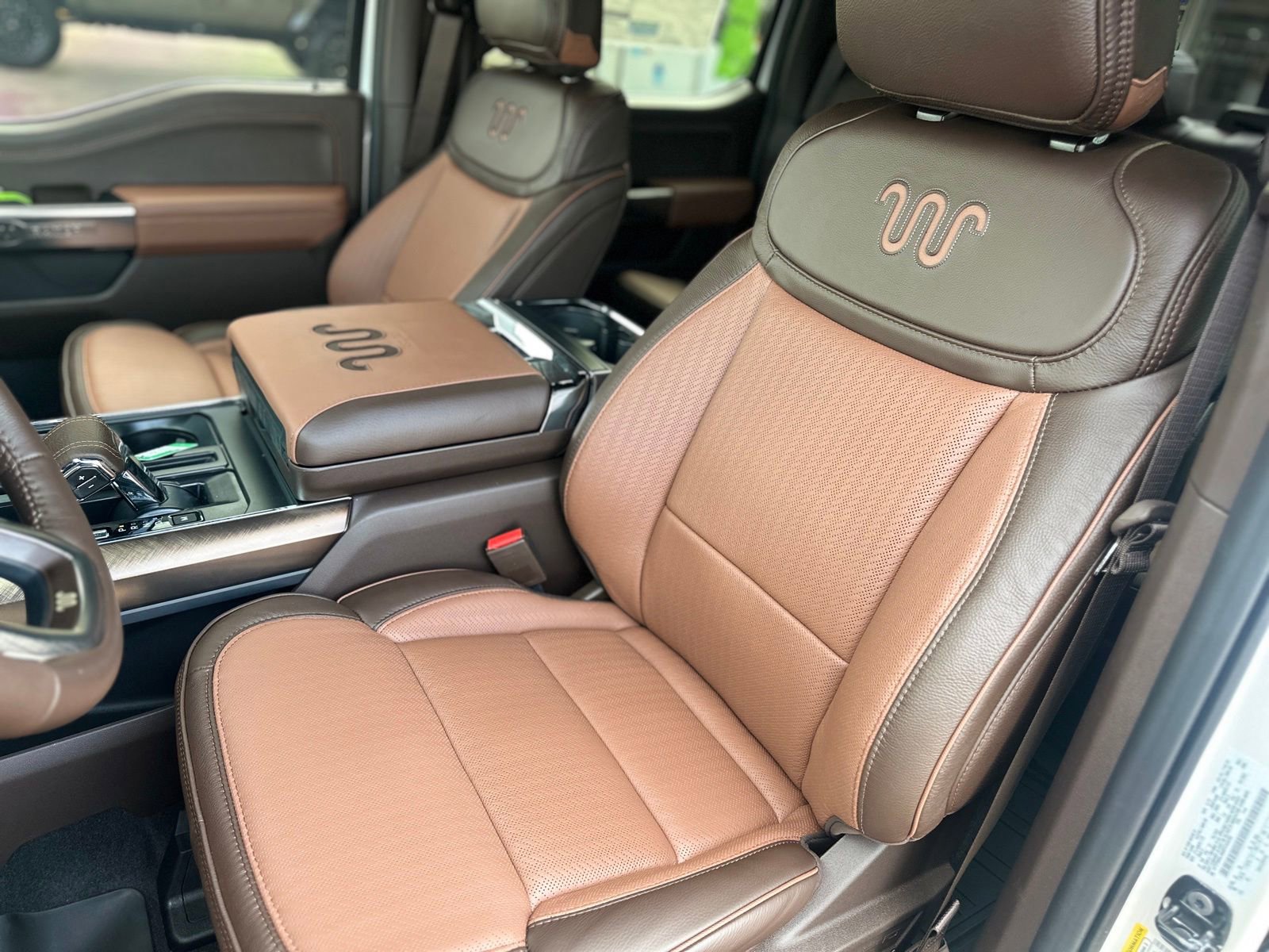 New 2025 Ford F150 King Ranch w/ FX4 Off-Road Package image 26