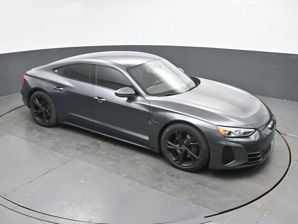 Used 2023 Audi e-tron GT Premium Plus image 36