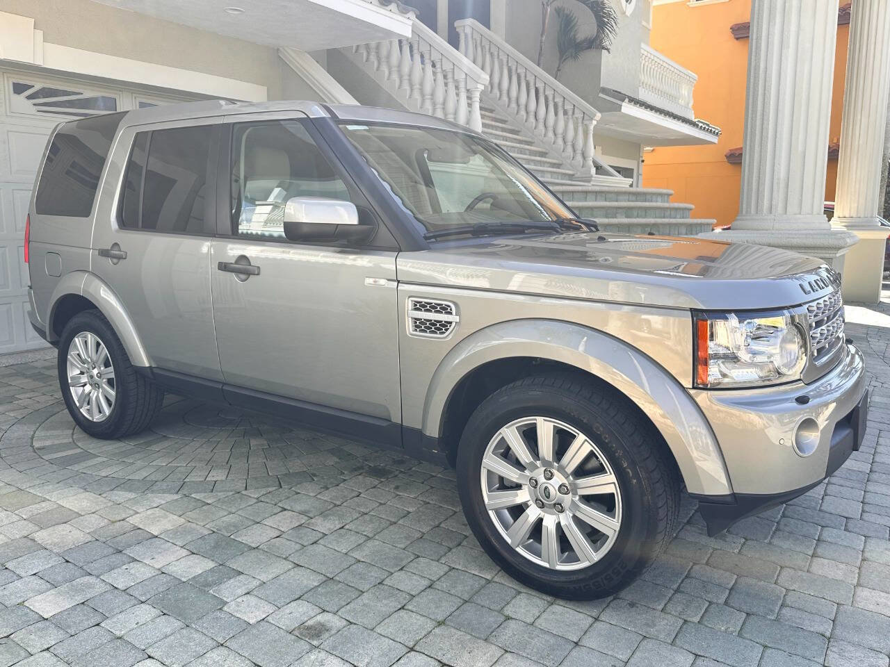 Used 2013 Land Rover LR4 HSE AWD/4WD image 33