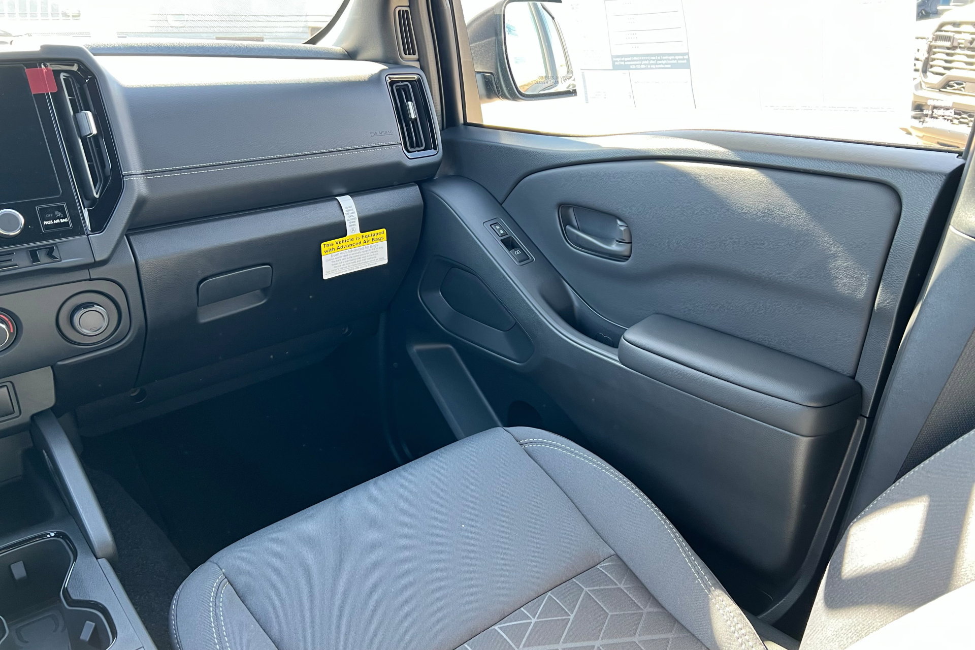 New 2026 Nissan Frontier SV w/ Tow Package image 10