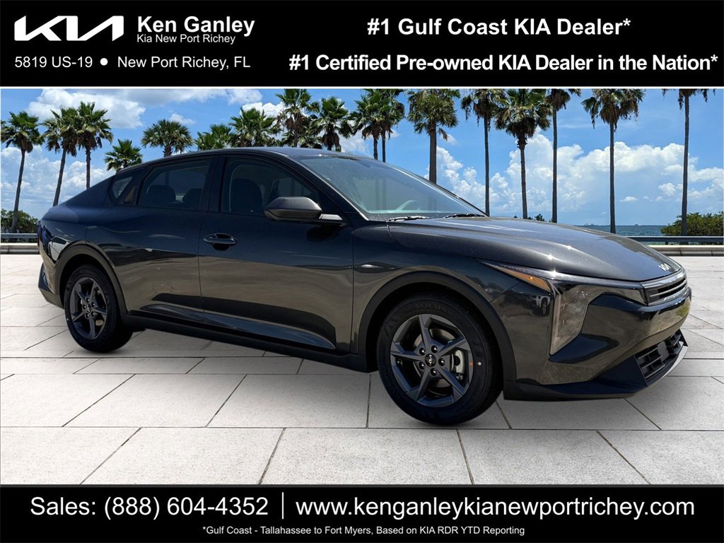 New 2025 Kia K4 LXS