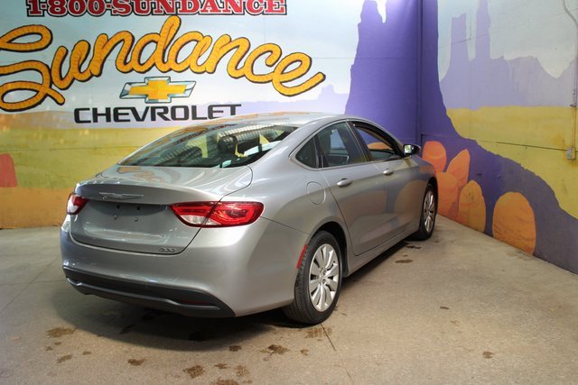 Used 2015 Chrysler 200 LX image 8