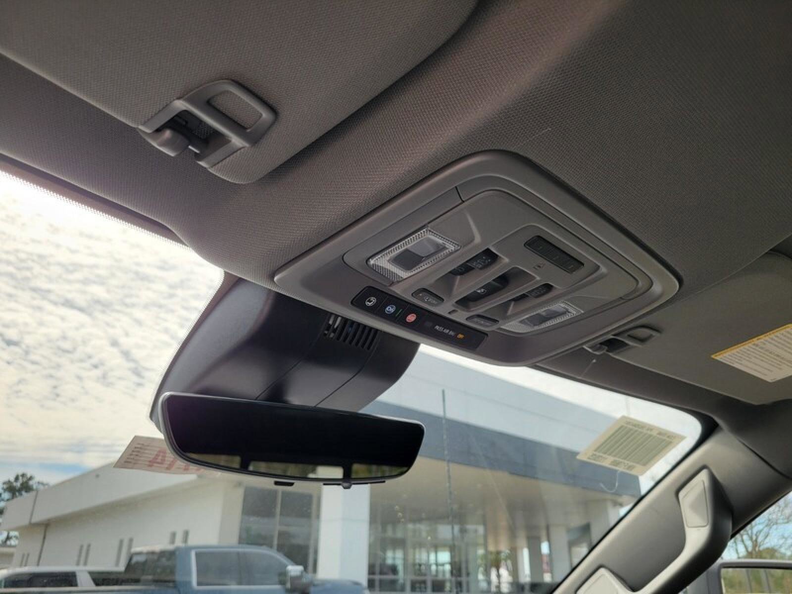 New 2026 GMC Sierra 3500 Denali w/ Denali Reserve Package image 24