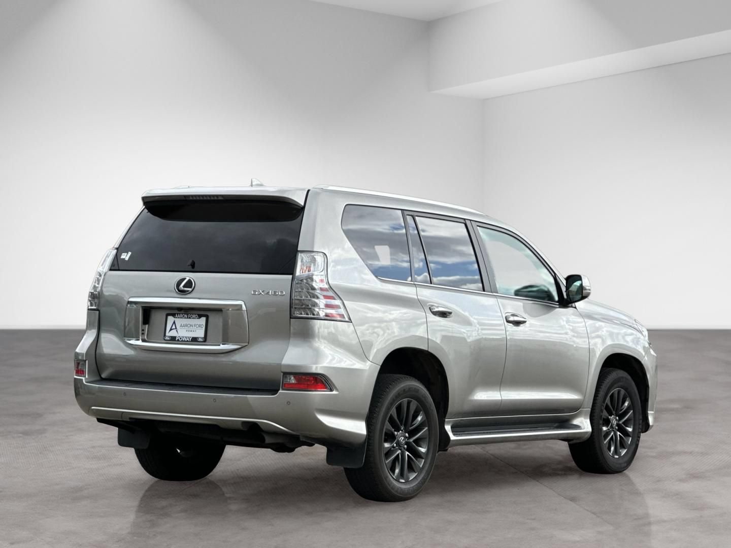 Used 2023 Lexus GX 460 Premium w/ Premium Package AWD/4WD image 6