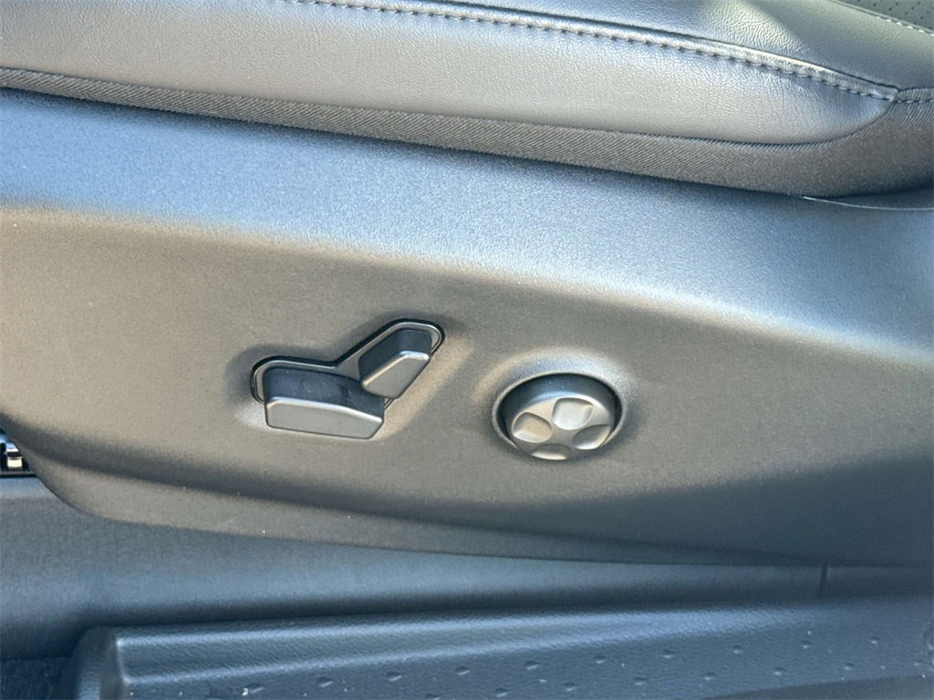 New 2026 Chrysler Pacifica Select image 21