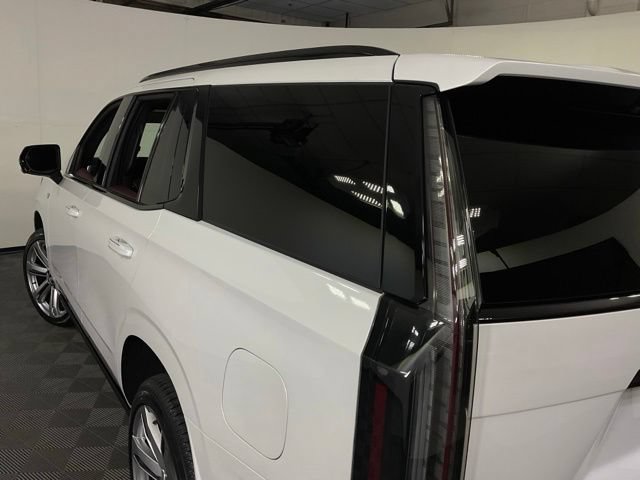 Certified 2025 Cadillac Escalade Sport w/ Touring Package AWD/4WD image 34