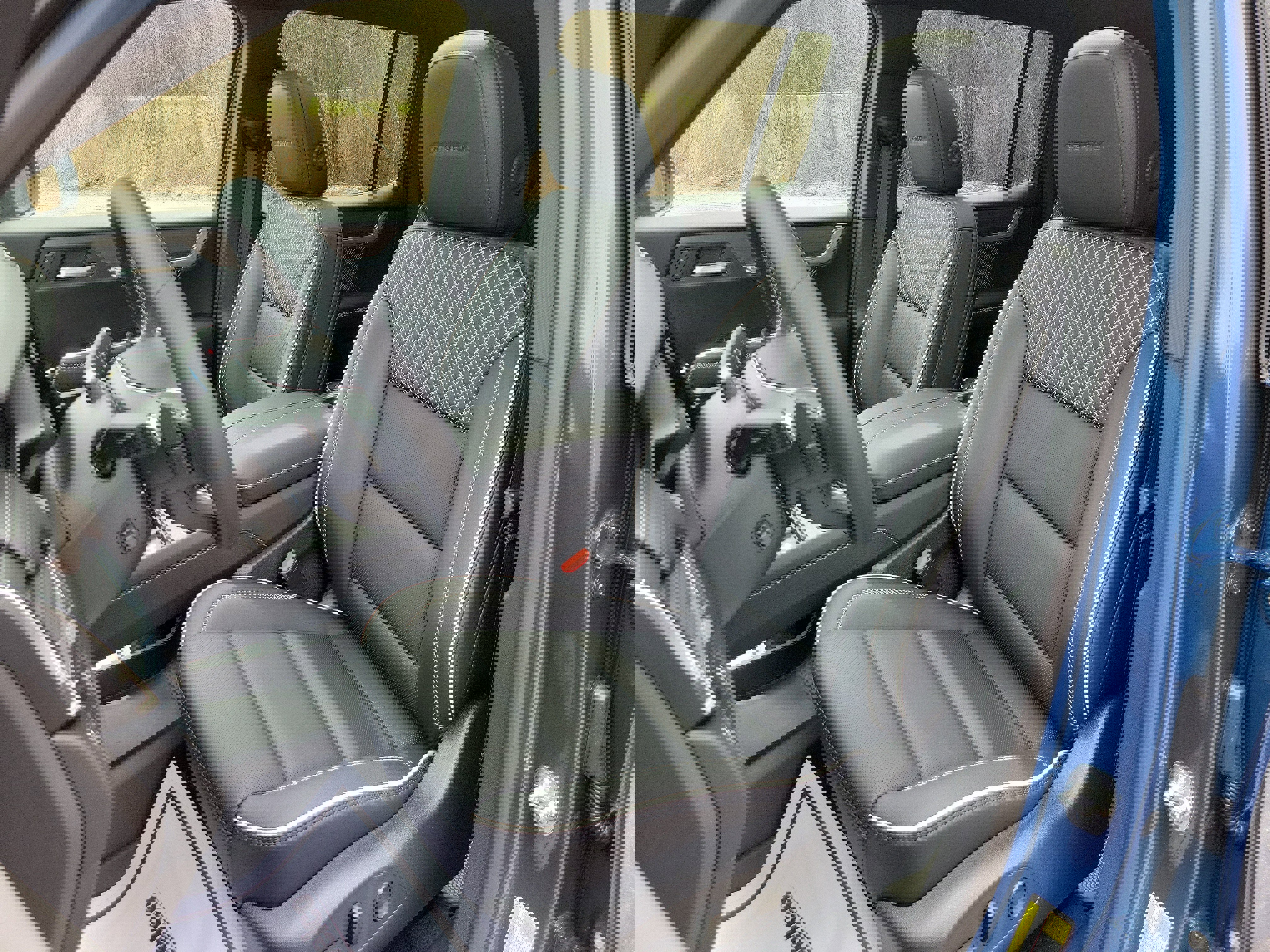 New 2026 GMC Acadia Denali w/ Super Cruise Package image 4