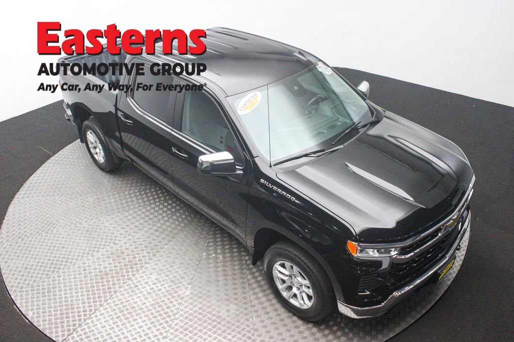 Used 2022 Chevrolet Silverado 1500 LT image 3