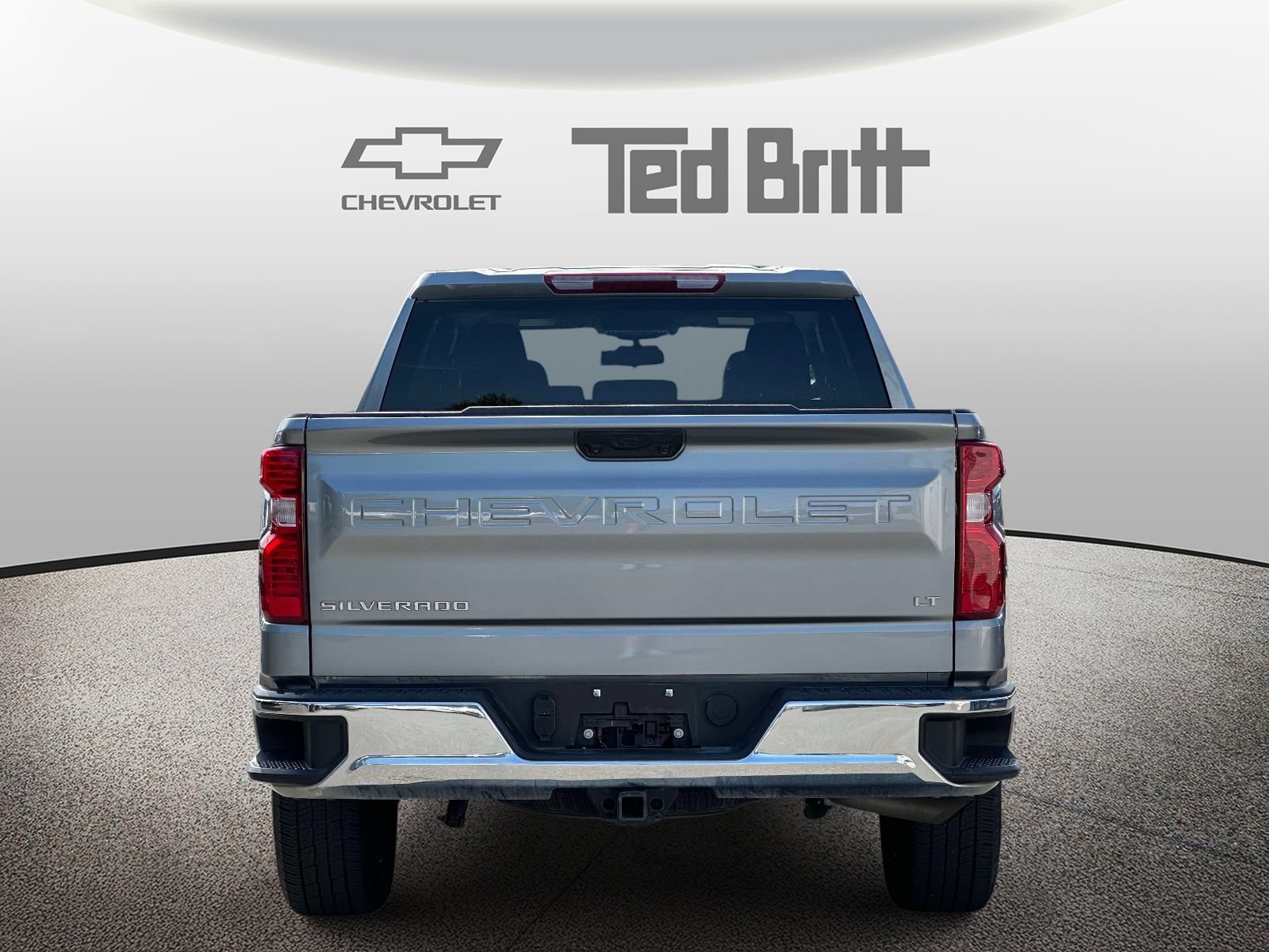 Used 2024 Chevrolet Silverado 1500 LT AWD/4WD image 5