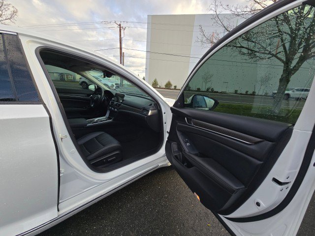 Used 2020 Honda Accord EX-L image 10