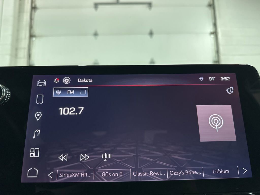 Used 2024 GMC Canyon Elevation w/ Elevation Premium Package image 29