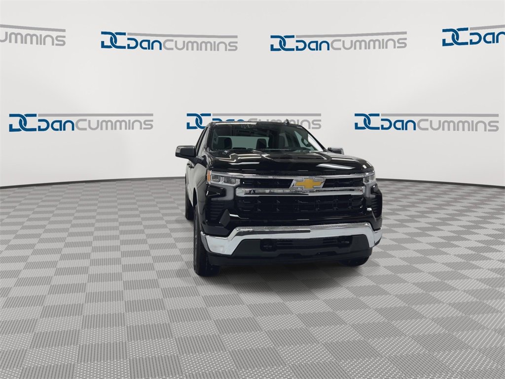 New 2026 Chevrolet Silverado 1500 LT image 3