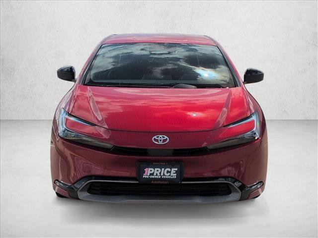 Used 2024 Toyota Prius XLE FWD image 2