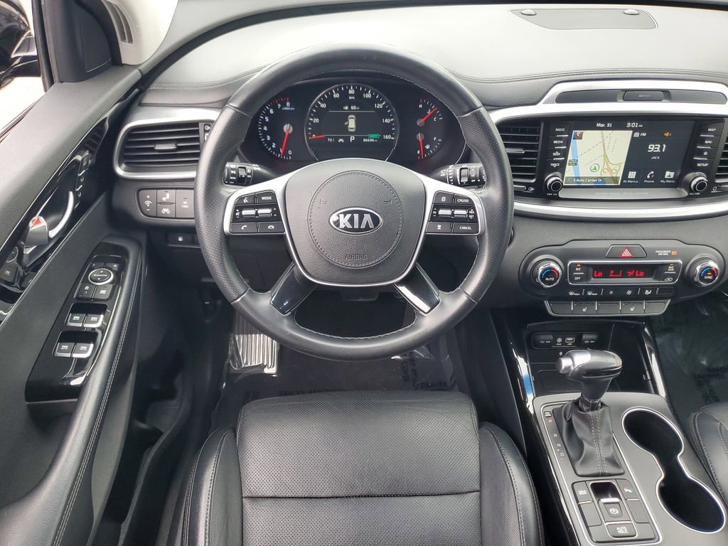 Used 2019 Kia Sorento SX image 12