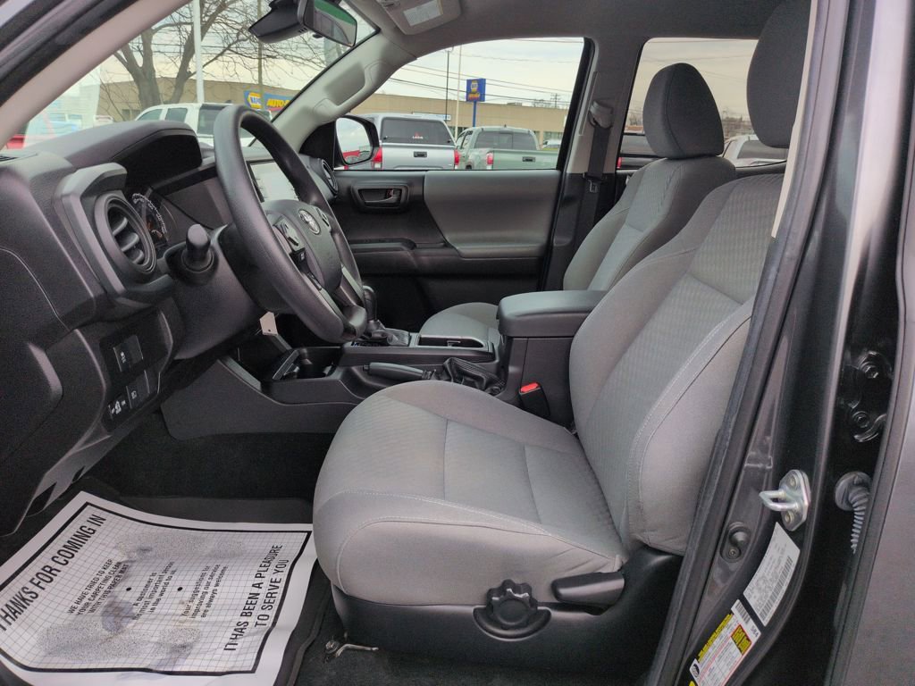 Used 2023 Toyota Tacoma SR image 9