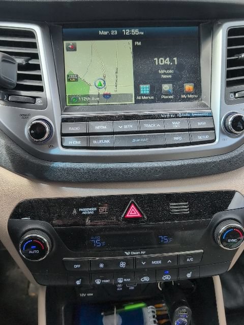 Used 2017 Hyundai Tucson Limited w/ Cargo Package AWD/4WD image 9