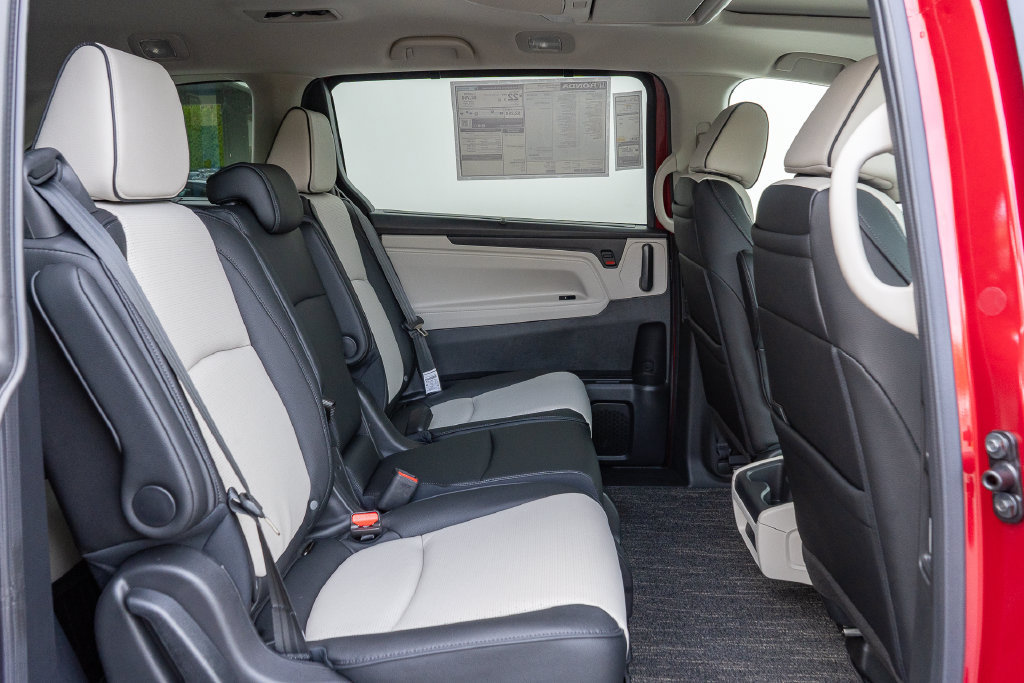 New 2027 Honda Odyssey Elite image 14
