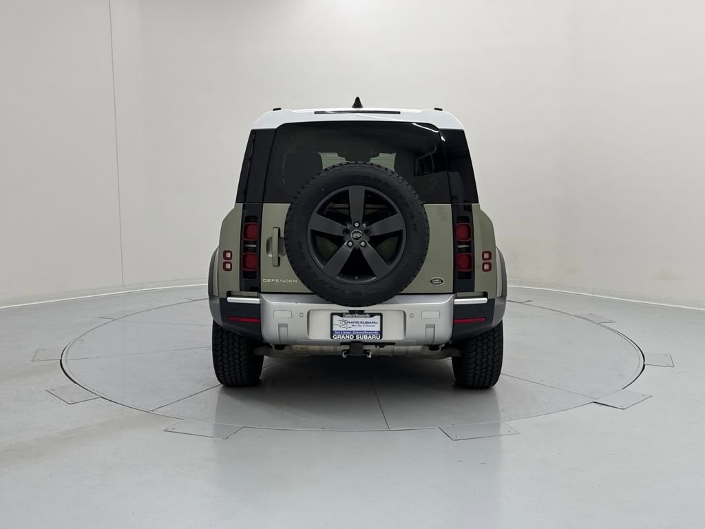 Used 2020 Land Rover Defender 110 SE image 5