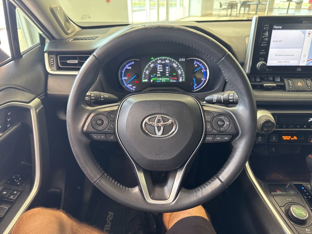 Used 2020 Toyota RAV4 Limited image 24