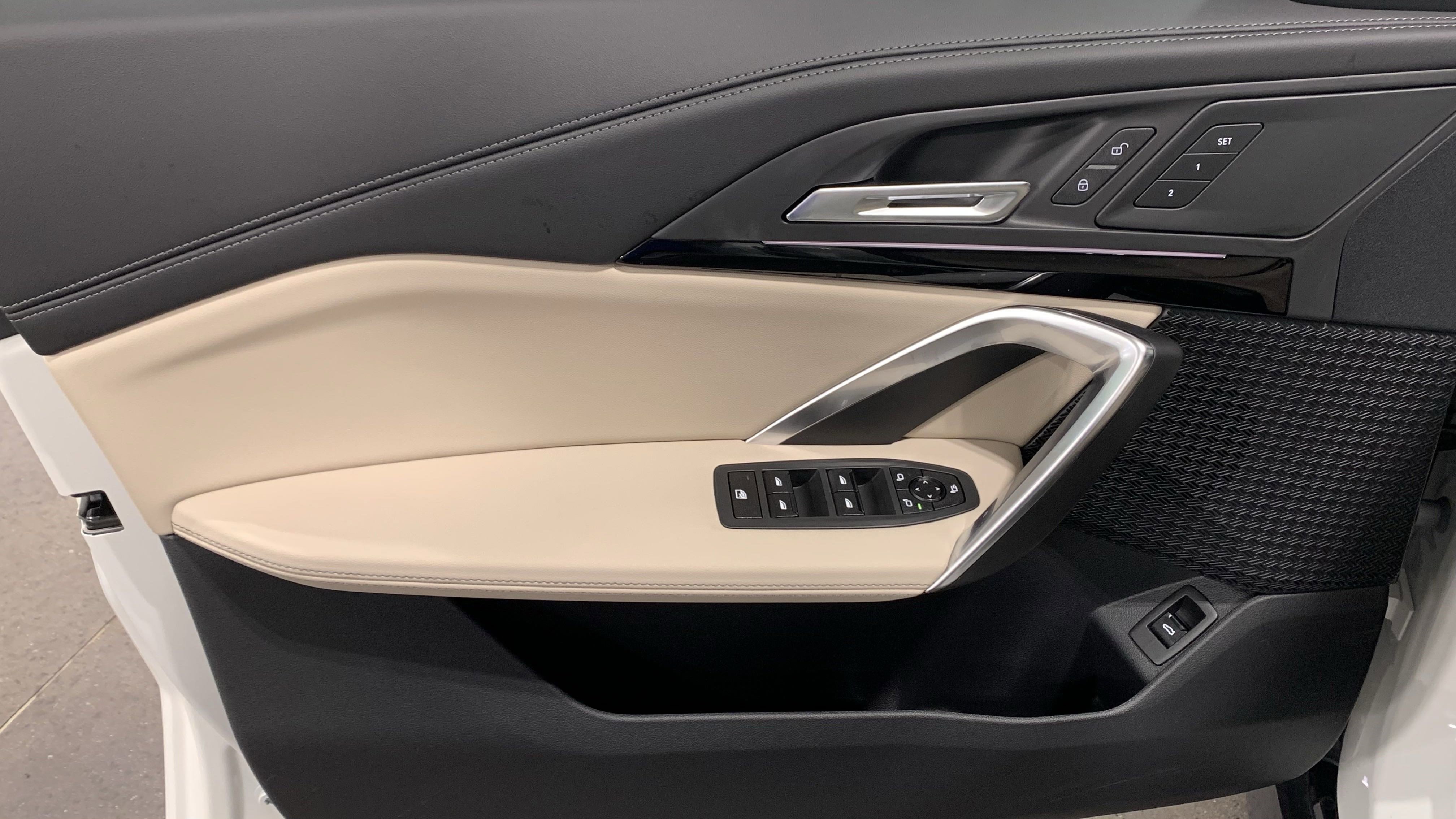 Certified 2025 BMW X1 xDrive28i w/ Convenience Package image 15