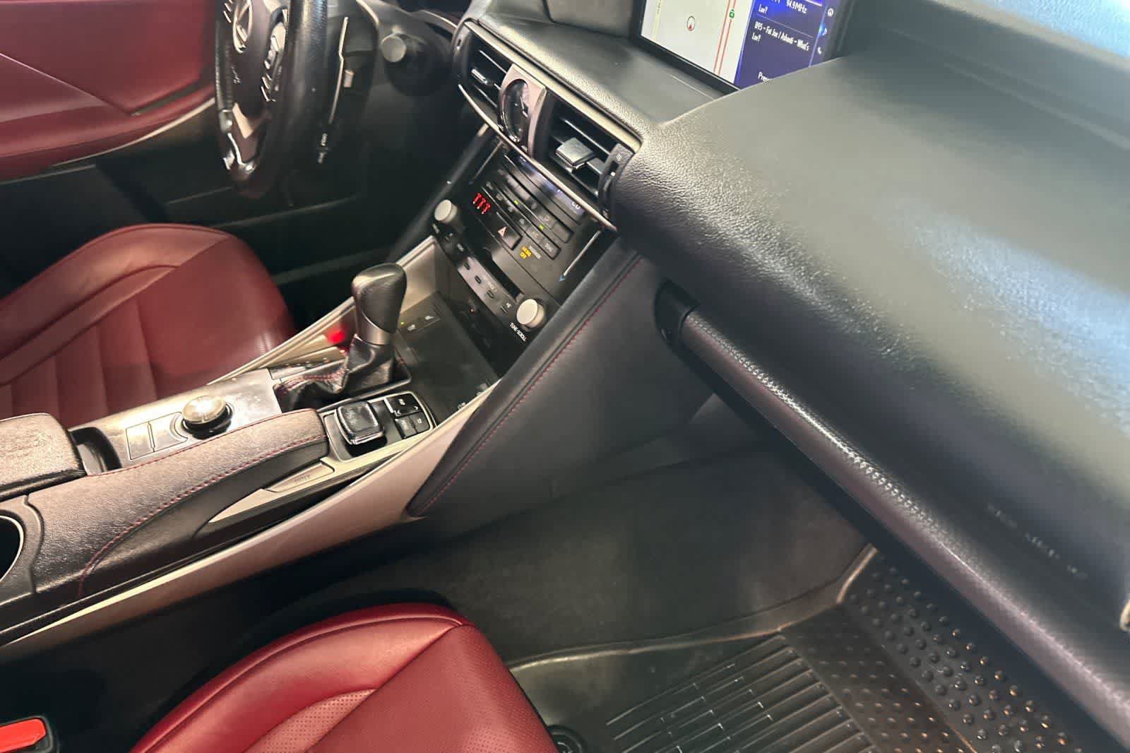 Used 2017 Lexus IS 350 F Sport w/ F Sport Package RWD image 18