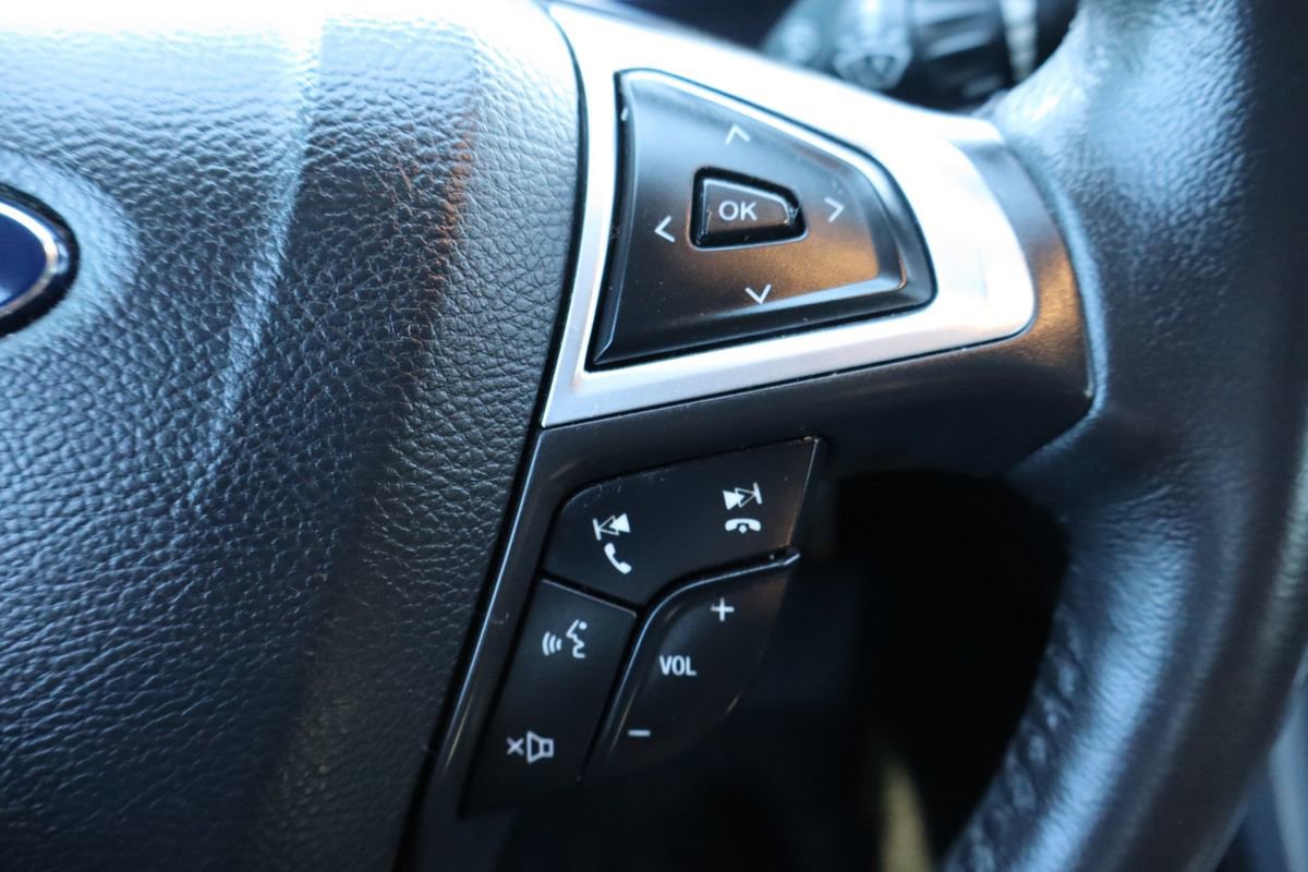 Used 2014 Ford Fusion Energi Titanium w/ Driver Assist Package image 31