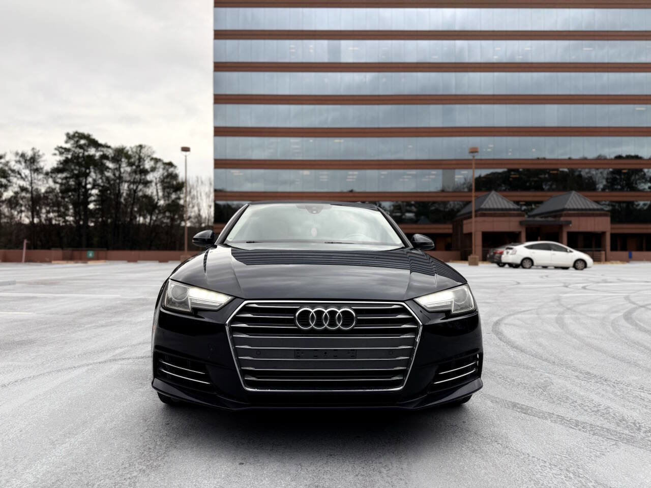 Used 2017 Audi A4 2.0T Premium w/ Convenience Package image 4