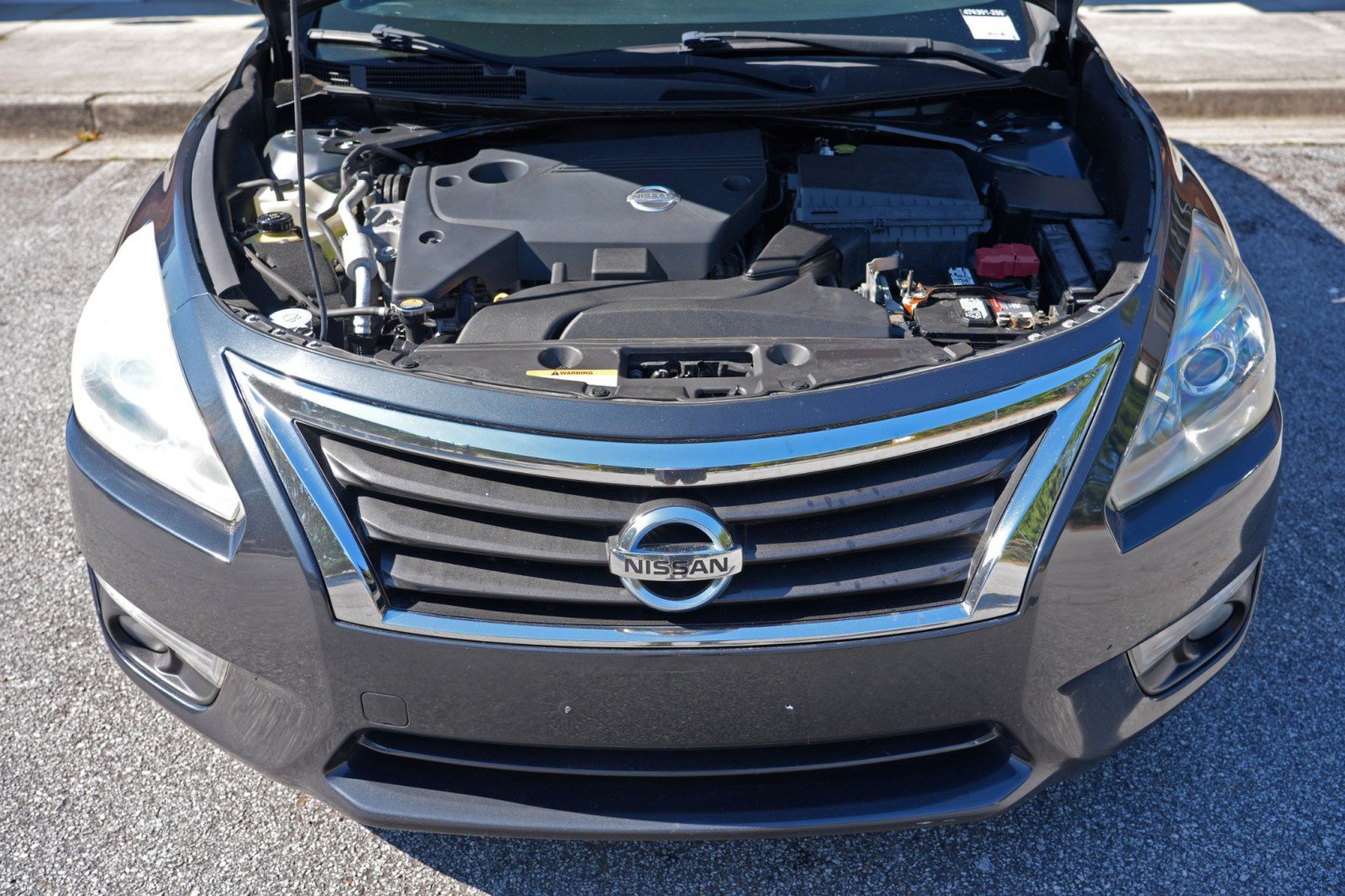 Used 2015 Nissan Altima 2.5 SV w/ Convenience Package FWD image 7