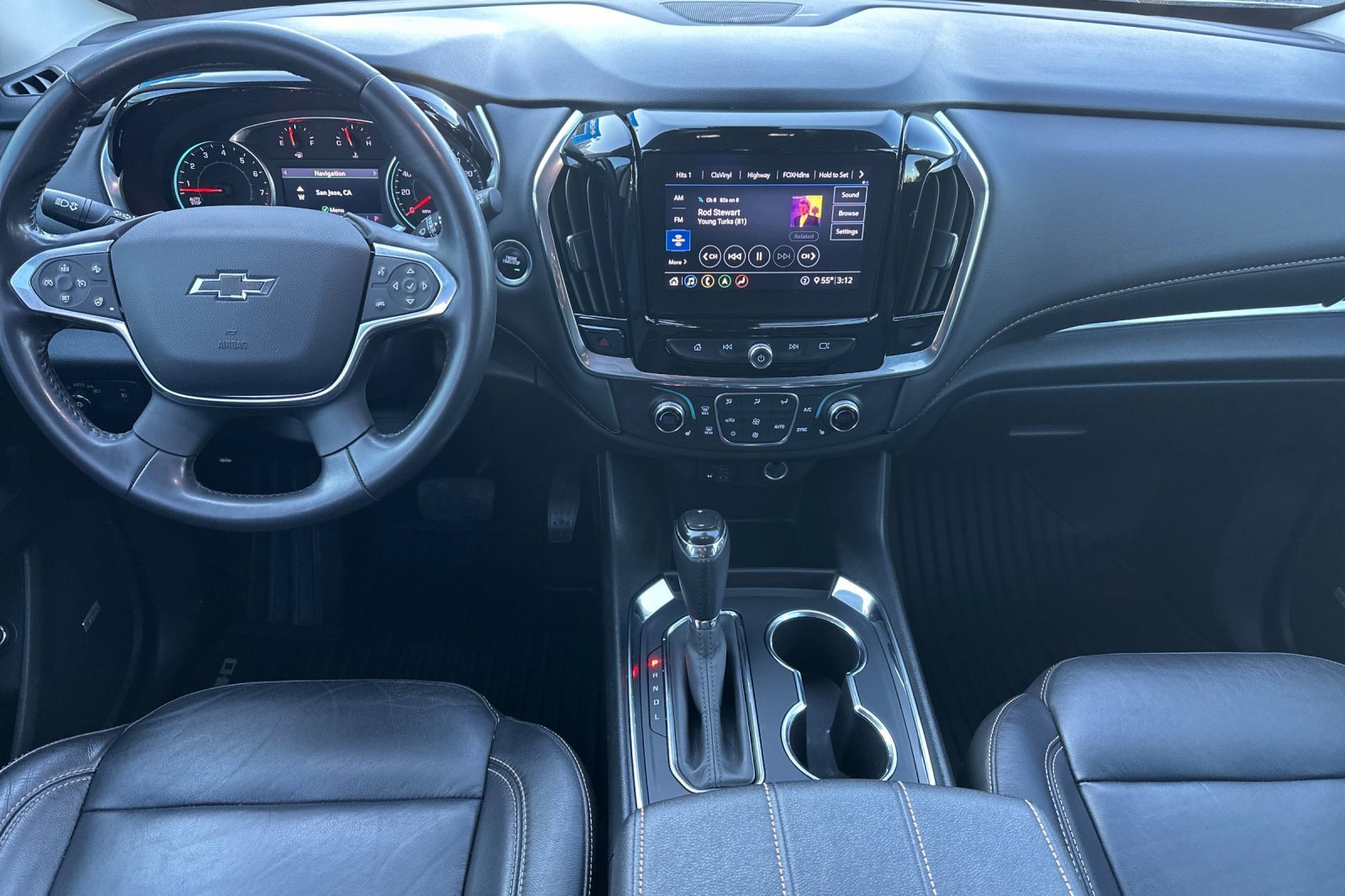 Used 2020 Chevrolet Traverse RS image 16