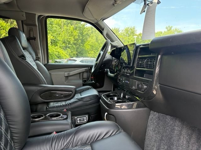Used 2024 GMC Savana 2500 w/ Driver Convenience Package RWD image 36